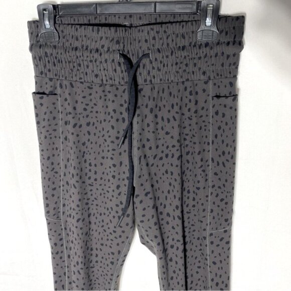 Zyia Grey Black Animal Print High Rise Activewear Joggers 8-10 - Picture 10 of 15